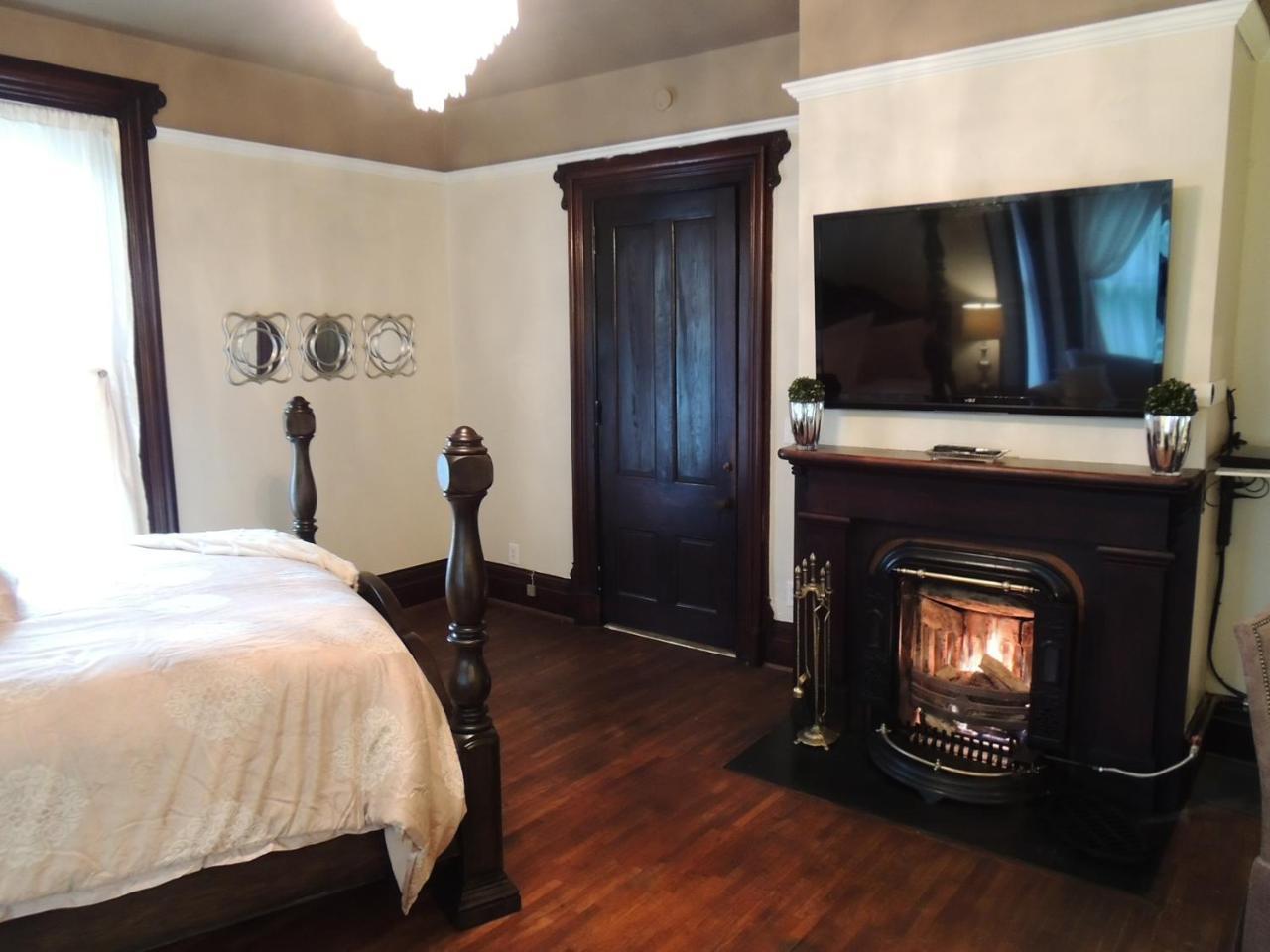 Hotel Lyons Twin Mansions Fort Scott Esterno foto